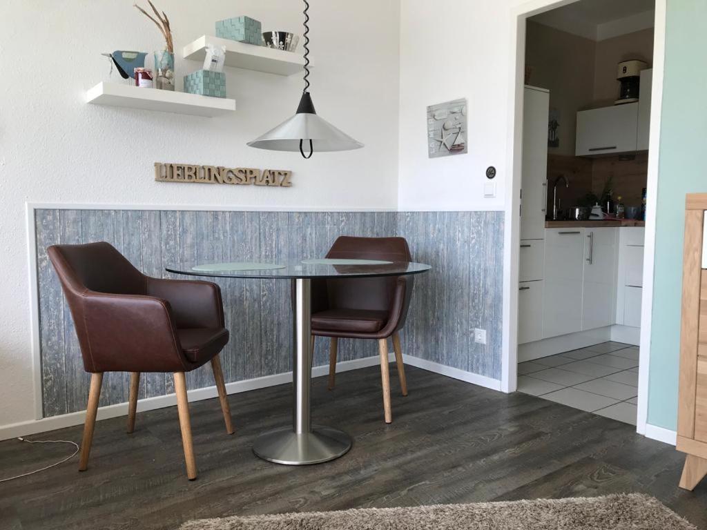 Penthouse Ferienwohnung Auszeit, gerne mit Hund, WLAN inkl. Laboe Exterior foto
